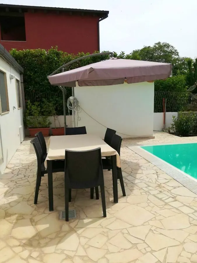 Comfortable Villa In Ragusa With Pool Trecasuzze